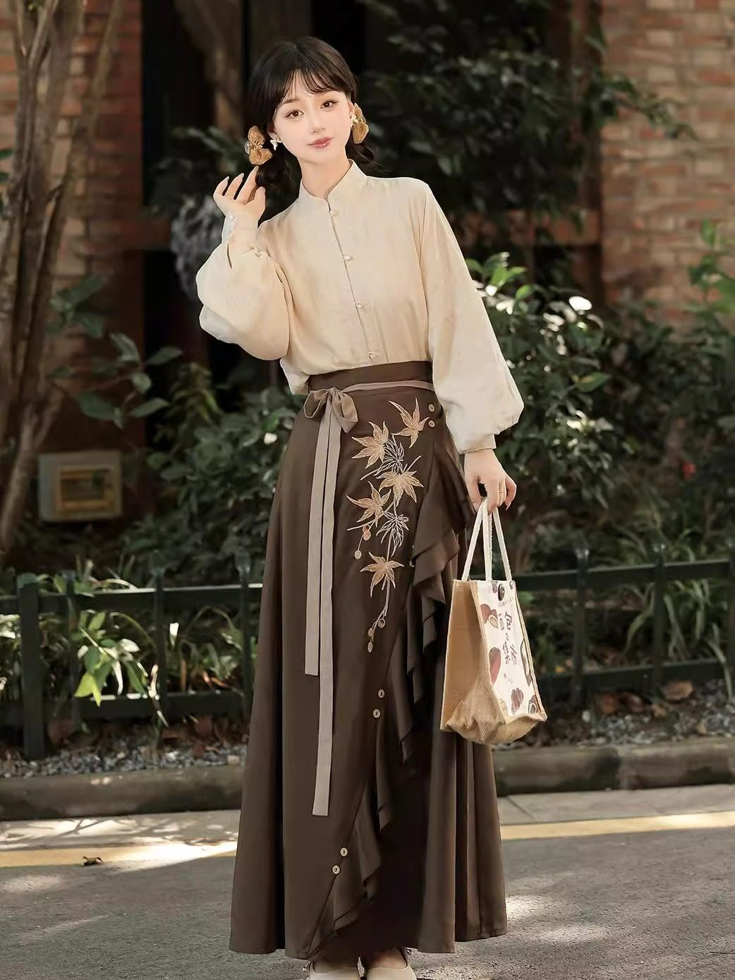 New Chinese Style Knitted Cardigan and Skirt - Late Autumn Date 枫亭晚