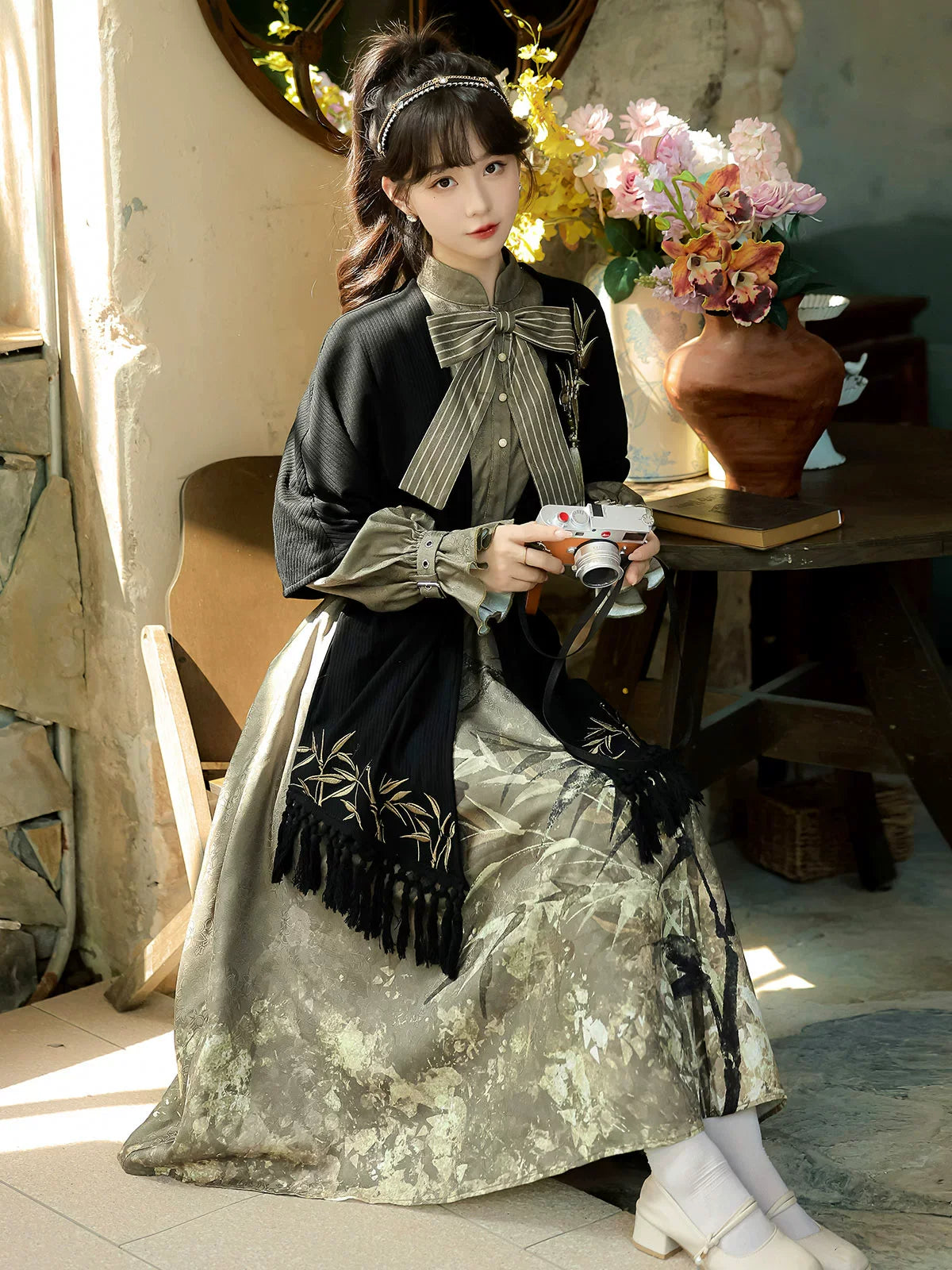 Glitter Bamboo 鎏金竹影 - New Chinese Style Printed Long-Sleeve Dress and Shawl Set (Preorder)