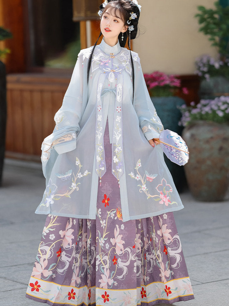 Ming Dynasty Hanfu Set with Cloud Collar & Mamian Skirt｜Sleepless Petal 花未眠