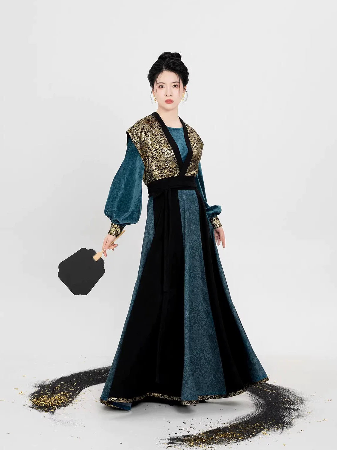 Tang Dynasty Modern Hanfu Set with Beizi Overlay & Flowing Eight-Panel Skirt - Song of Mulan 木兰颂 (Preorder)