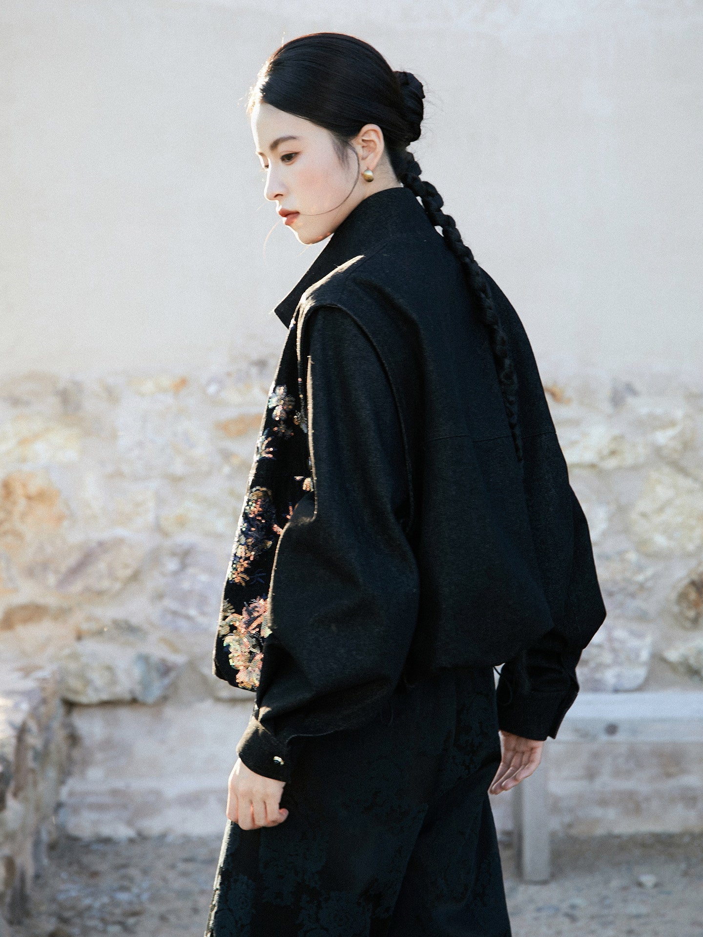 New Chinese Style Dragon Motif Sequin Oversized Jacket - Tunan 图南