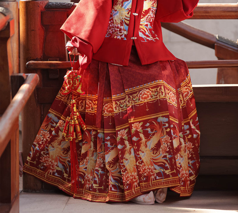 Ming Dynasty Hanfu Set Square Collar Top & Mamianqun | Phoenix Feather 凤羽