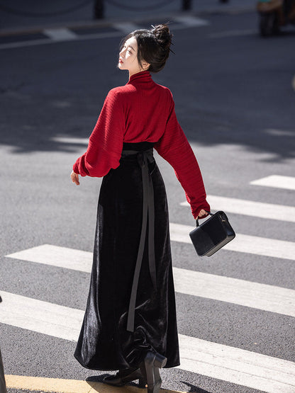 Song Dynasty Modern Hanfu Winged Sleeve Top and Spiral Skirt - Only Love 偏爱 (Preorder)