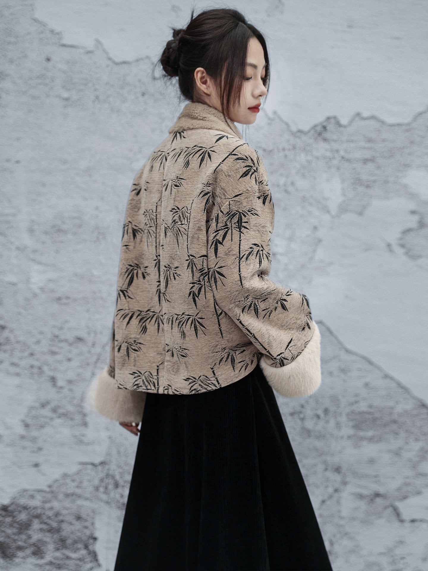 New Chinese Style Bamboo Leaf Woolen Plush Jacket - Yin Qiu 寅秋