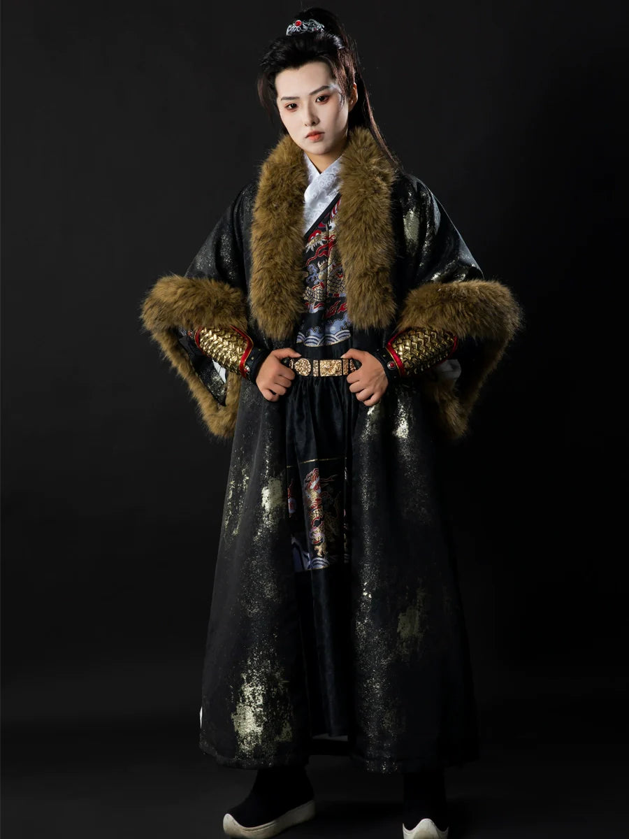 Ming Dynasty Unisex Winter Hanfu Coat | Sprinkle Gold 黑洒金