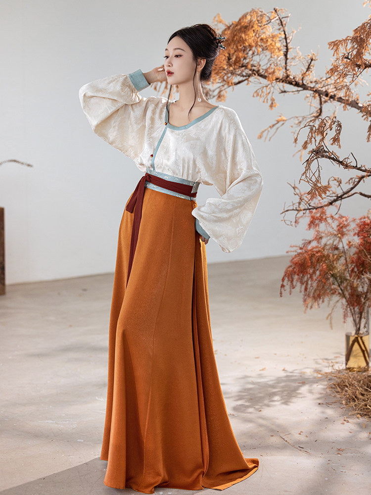 Tang Dynasty Modern Hanfu Round Collar Top and Pleated Wrap Skirt - Crimson Banquet 惊鸿宴 (Preorder)