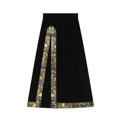 Song Dynasty Modern Hanfu Set with Long Sleeve Top and Spiral Skirt - Huayi 花溢 (Preorder)