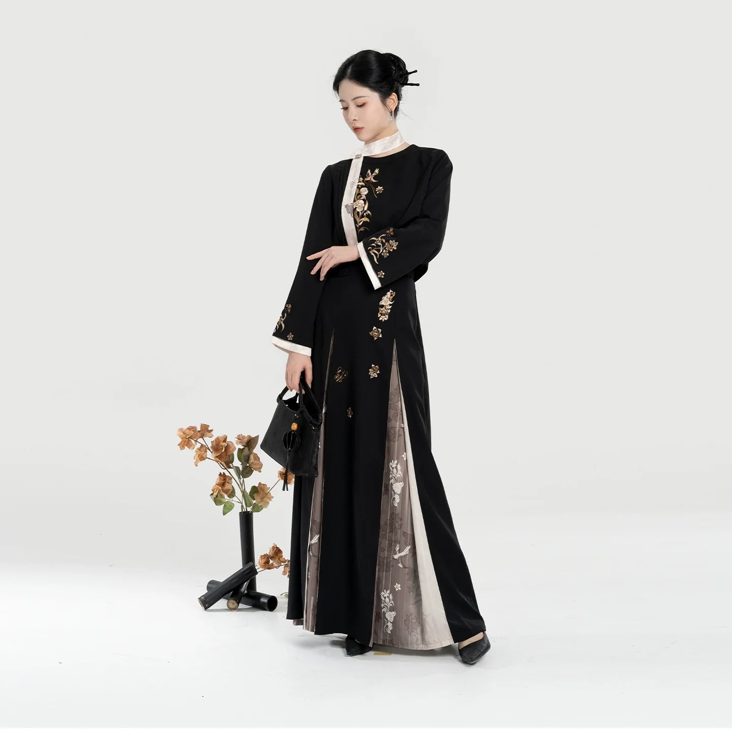 New Chinese Style Women Phoenix & Floral Embroidered Jacket with Three Pleat Skirt - Xulan 叙兰 (Preorder)
