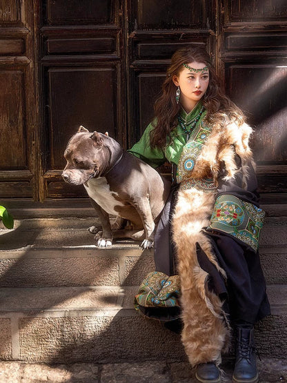 Jade Highlands - New Tibetan Costume Green Ethnic Robe Sichuan-Tibet Photography Journey