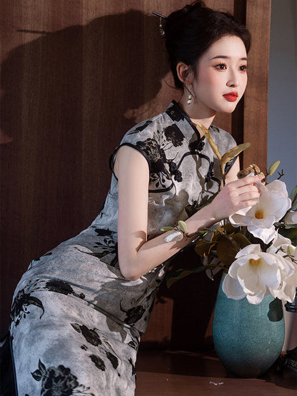 Sleeveless Floral Long Cheongsam | Haifu