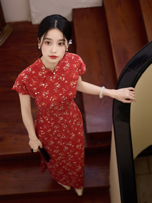 Jiayue retro Chinese wedding cheongsam qipao — detail view