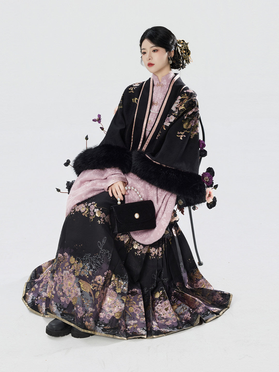 Ming Dynasty Modern Hanfu Pipa Sleeve Top & Mamianqun | Nightingale Begonia 夜莺海棠
