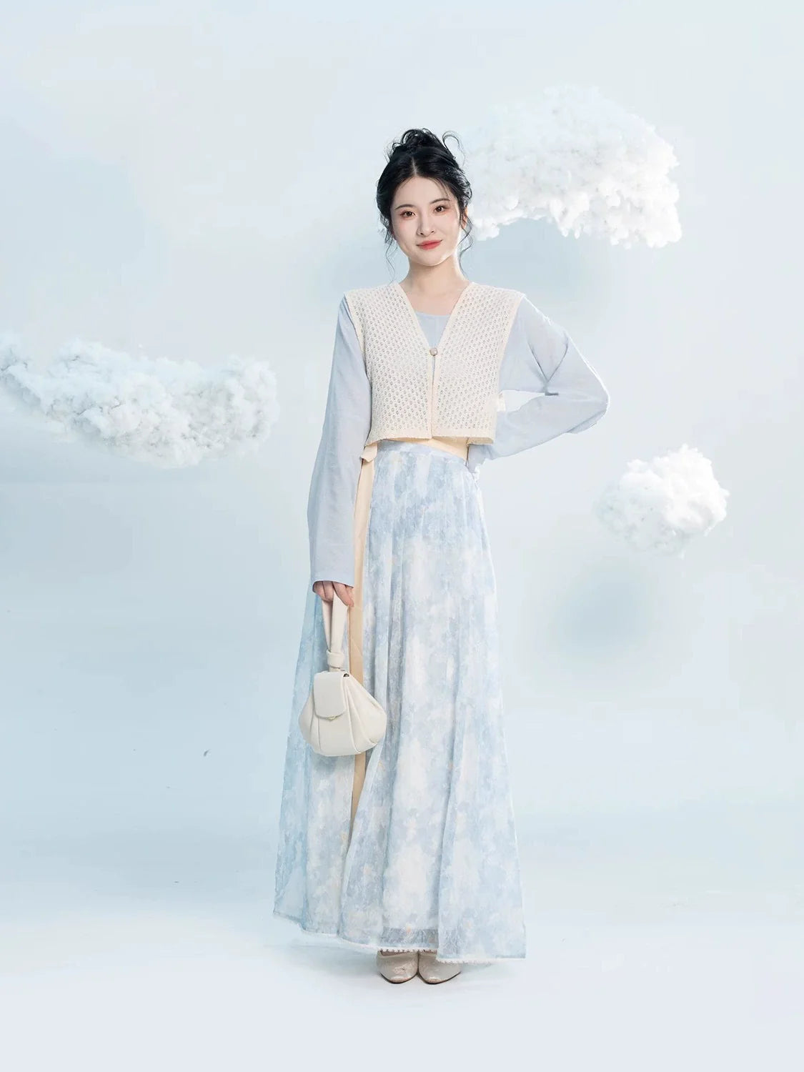 Tang Dynasty Modern Hanfu Set with Beizi Overlay & Pleated Wrap Skirt - Little Blue Flower 小蓝花 (Preorder)