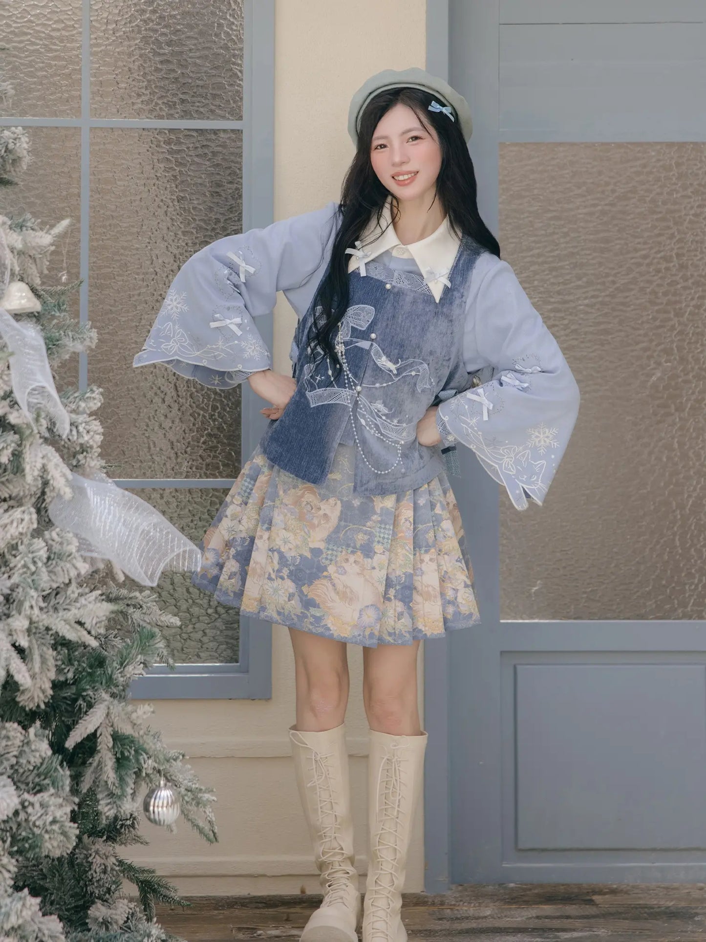 Ming Dynasty Modern Hanfu Bijia and Mini Mamianqun - Snow and Frost Cat 雪霜猫猫