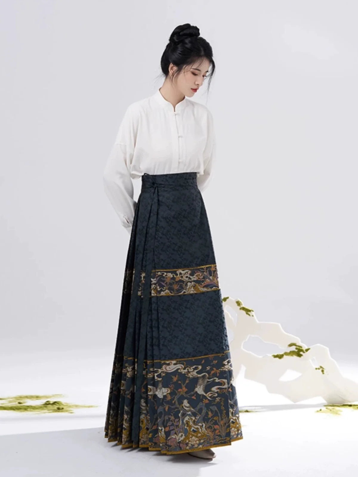 Ming Dynasty Modern Hanfu Mamianqun Outfit - Wulingsan 五苓散
