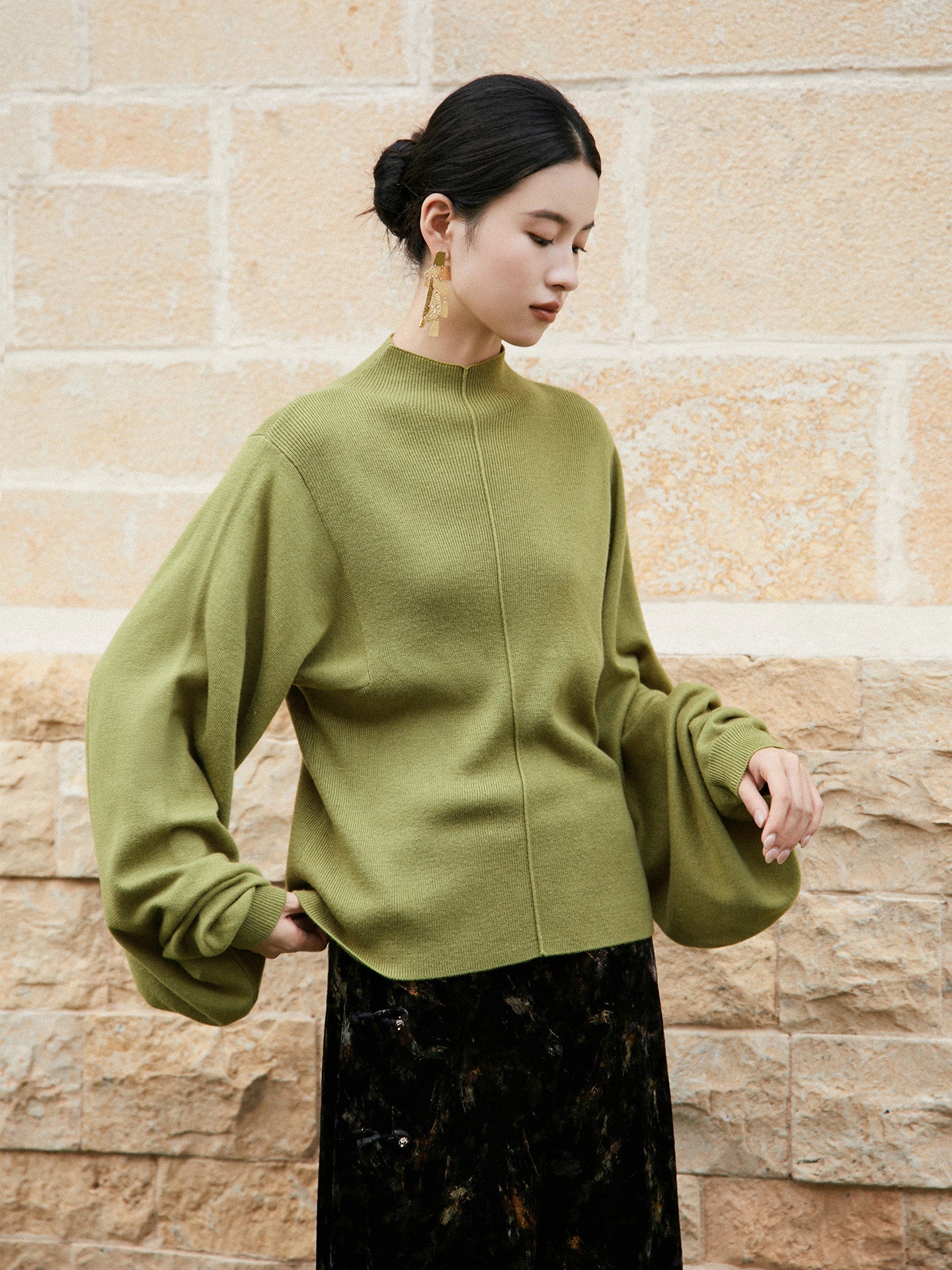 New Chinese Style Cashmere Blend Pipa Sleeve Knitted Sweater - Cangtai 苍苔