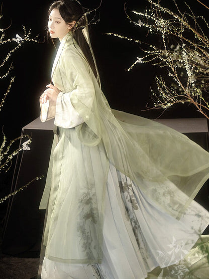 Song Dynasty Modern Hanfu Changgan Temple Beizi with Pleated Green Skirt - Bu Ruan 不染 (Preorder)