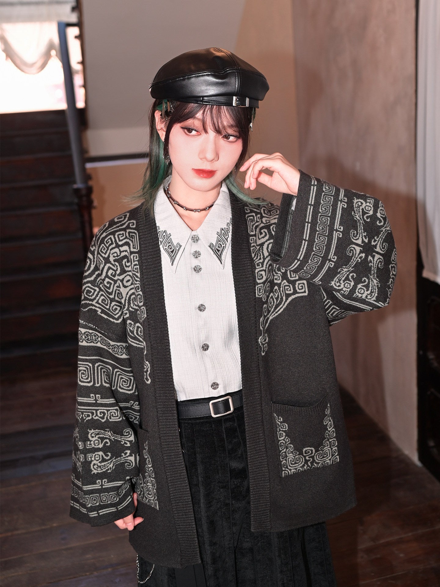 New Chinese Style Bronze Pattern Sweater - Casting Soul 铸魂