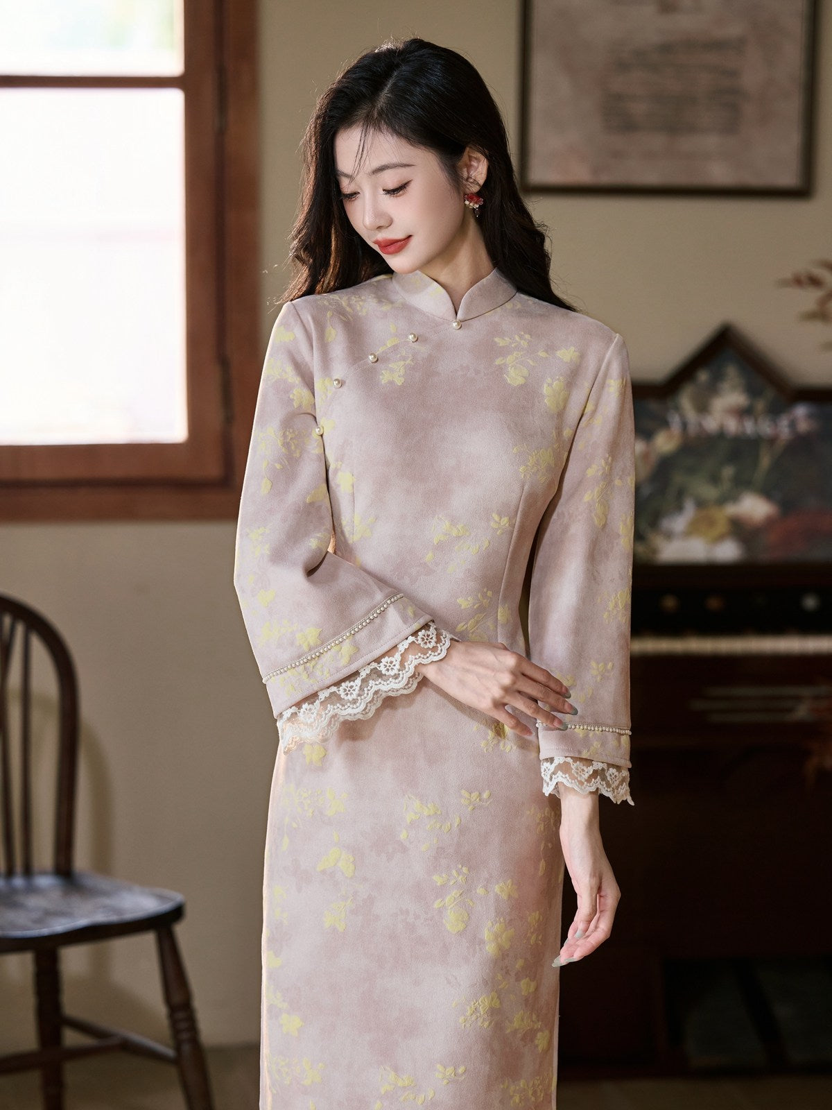 Long Sleeve Lace Trim Long Cheongsam | Clear Tea