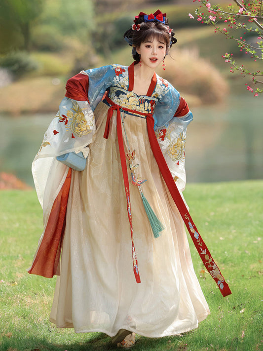 Bai Yuxue | Tang Dynasty Qixiong Ruqun Hanfu Outfit