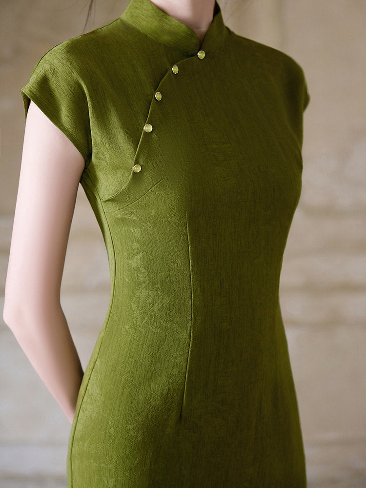Short Sleeve Midi Cheongsam | Peridot