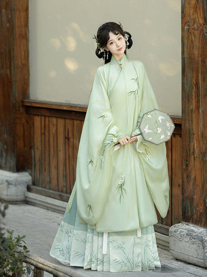 Ming Dynasty Bamboo Leaves Motif Cloud Collar & Mamian Skirt | Yujun 玉君