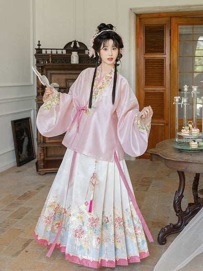 Ming Dynasty Spring Hanfu Set with Pink Mamian Skirt for Women | Peach Blossoms of Antiquity 博古桃花