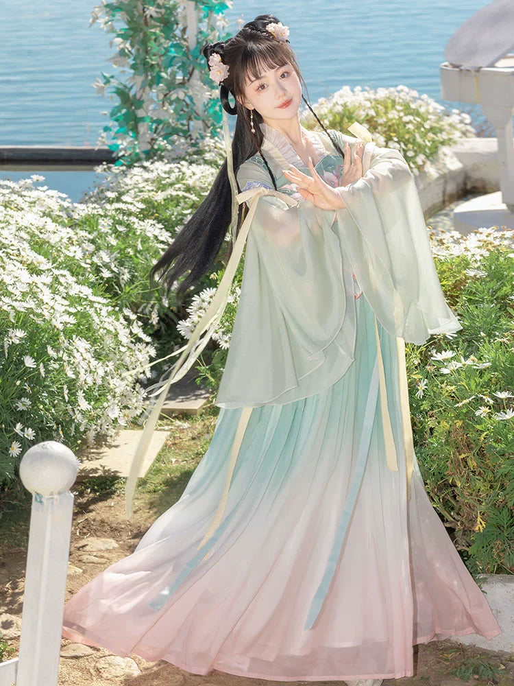 Lotus Fairy 荷花仙子 - Tang Dynasty Style Qixiong Ruqun