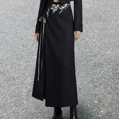 New Chinese Style Black Bamboo Leaf Print with Irregular Hem Crop Suit and Slit Skirt (Preorder)