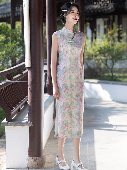 Eleanor sleeveless floral long cheongsam qipao — detail view