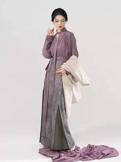 Song Dynasty Modern Hanfu Set with Winged Sleeve Top and Three Pleat Skirt - City Diary 城市日记 (Preorder)