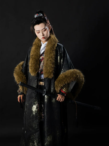 Ming Dynasty Unisex Winter Hanfu Coat | Sprinkle Gold 黑洒金