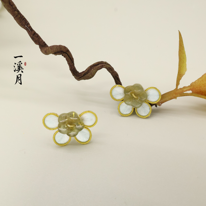Velvet Flower Plum Blossom Heart Stud Earrings | Qipao Jewelry