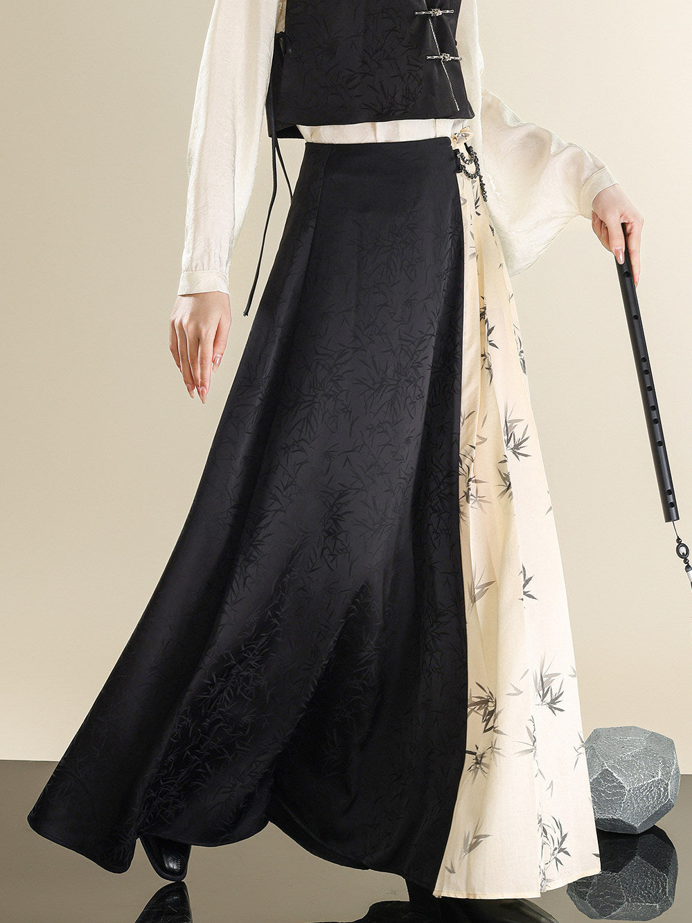 Ink Bamboo Embroidered New Chinese Style Vest & Contrast Long Skirt Set