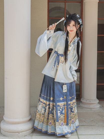 Ming Dynasty Winter Hanfu Set with Embroidered Mamian Skirt | Octagonal Vista 八角景