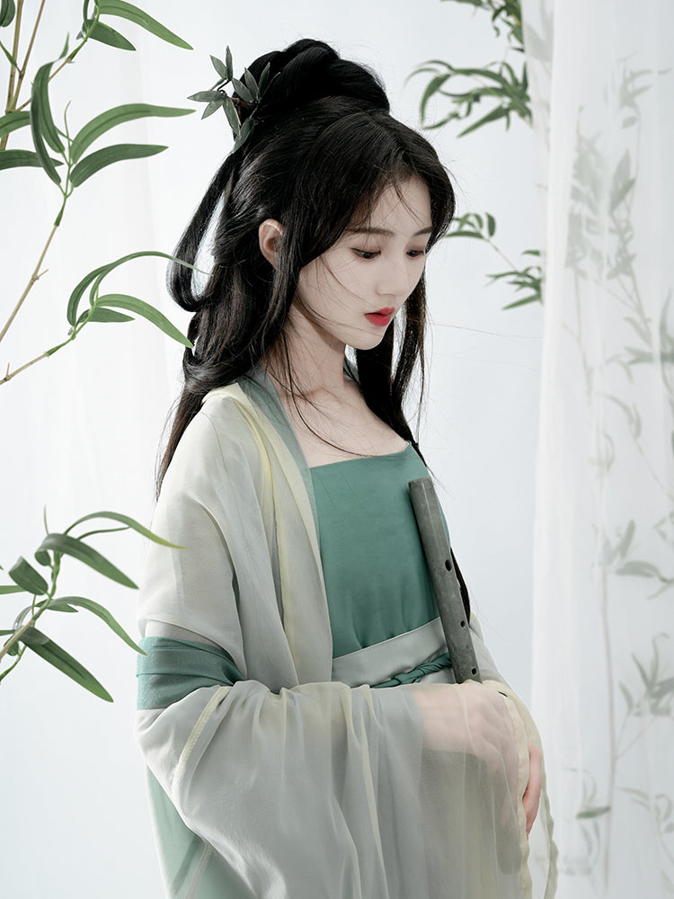 Qing Dai 青黛 - Song Dynasty Style Qiyao Ruqun Hanfu
