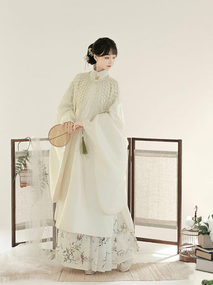 Ming Dynasty Pastel Mint Garden Print Robe & Mamianqun | Late Autumn 晚秋