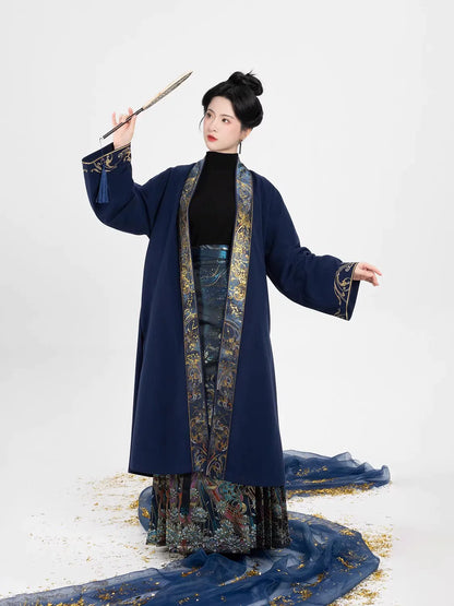 Chinese Blouse & Mamian Skirt Outfit | Luna God 月神