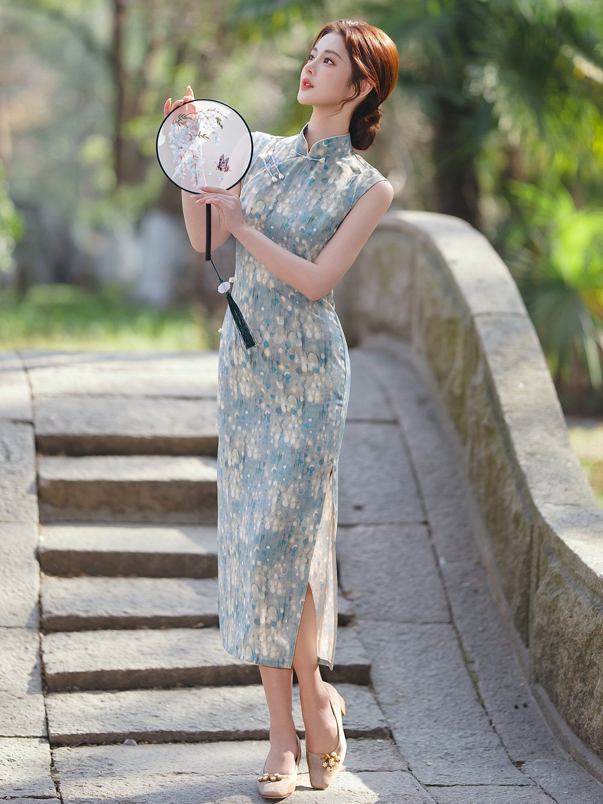 Sleeveless Patterned Midi Cheongsam | Bubbles