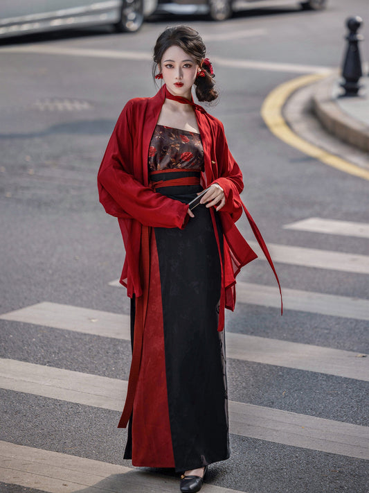 Song Dynasty Modern Hanfu Winged Sleeve Top and Spiral Skirt - Rose Whispers 玫瑰夜语 (Preorder)