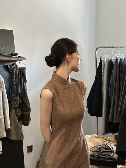 Sleeveless Rustic Long Cheongsam | Chunzhi