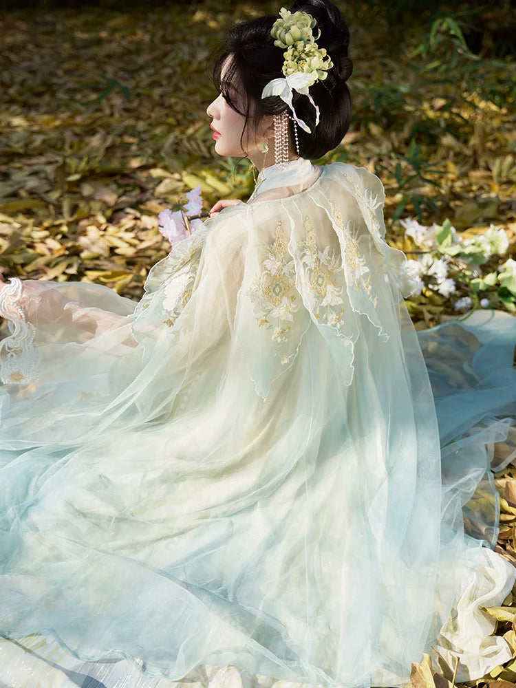 Youlan 幽兰 - Tang Dynasty Style Qixiong Ruqun with Cloak