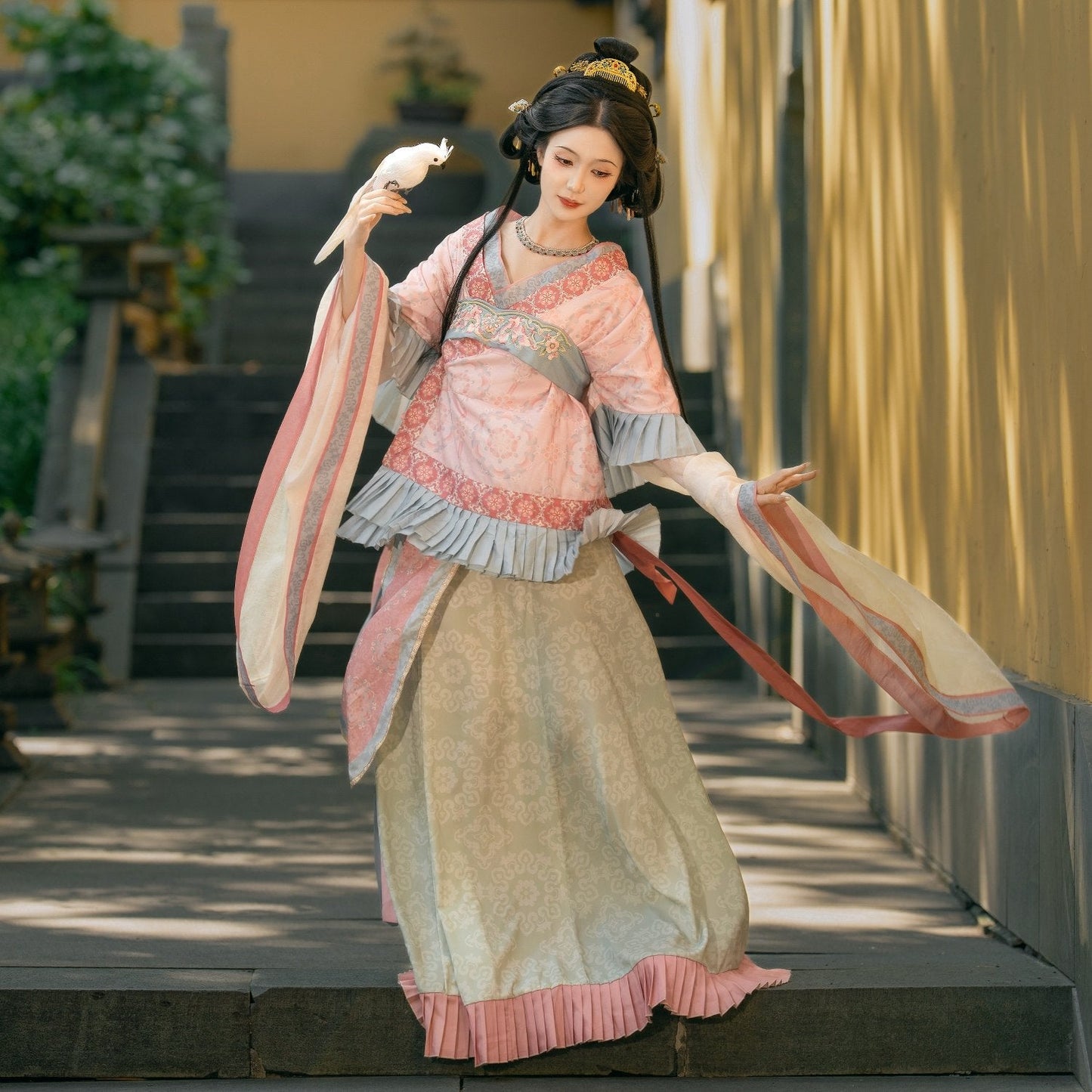 Wei Jin Dynasty Qiyao Ruqun Hanfu | Xianguan 知闲观