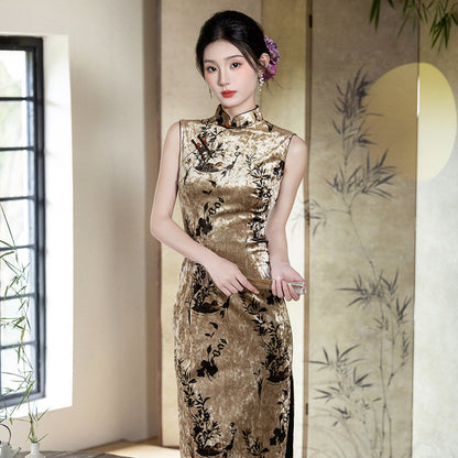 Sleeveless Gold Velvet Long Cheongsam | Jinyi