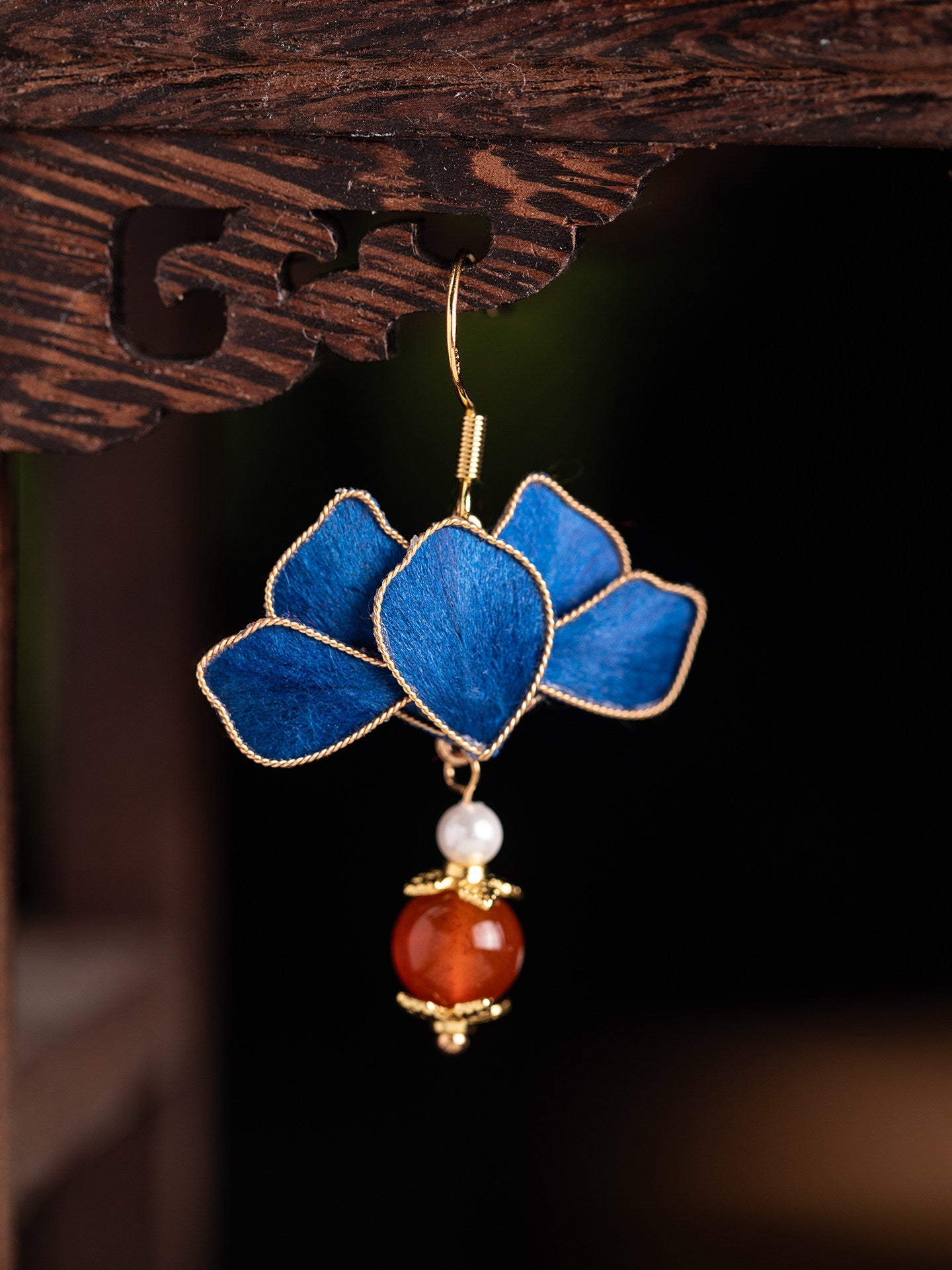 Emerald Velvet Flower Earrings | Cheongsam Jewelry