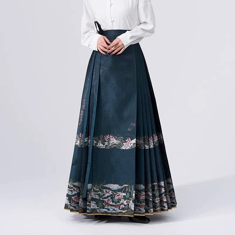 Chinese Blouse & Mamian Skirt Outfit | Drunk Star Lotus 醉星荷