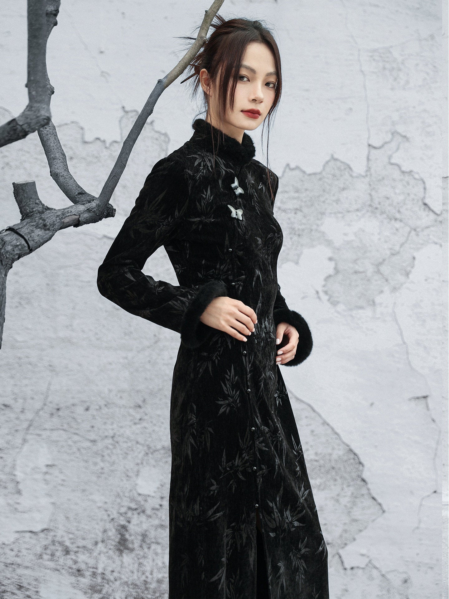 New Chinese Style Bamboo Leaf Embossed Slit Cheongsam Dress - Rongyue 溶月