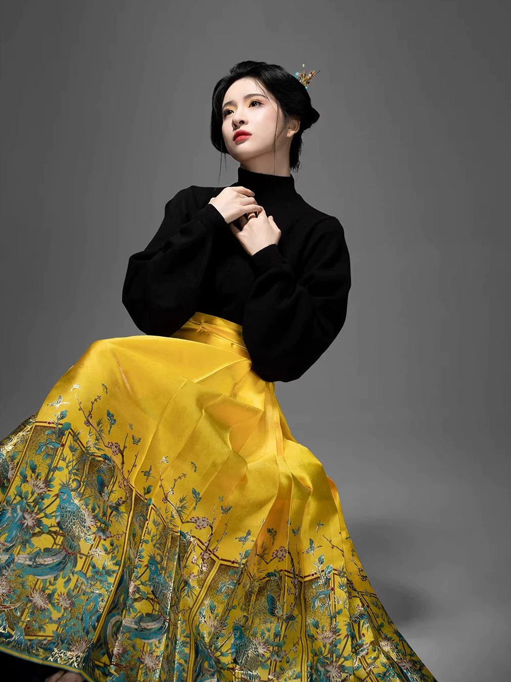 Chinese Blouse & Mamian Skirt Outfit | Kingfisher 翠鸟知还
