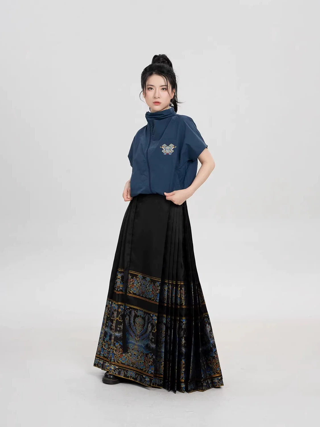 Ming Dynasty Modern Hanfu Mamianqun Outfit - Bingzhi 秉知