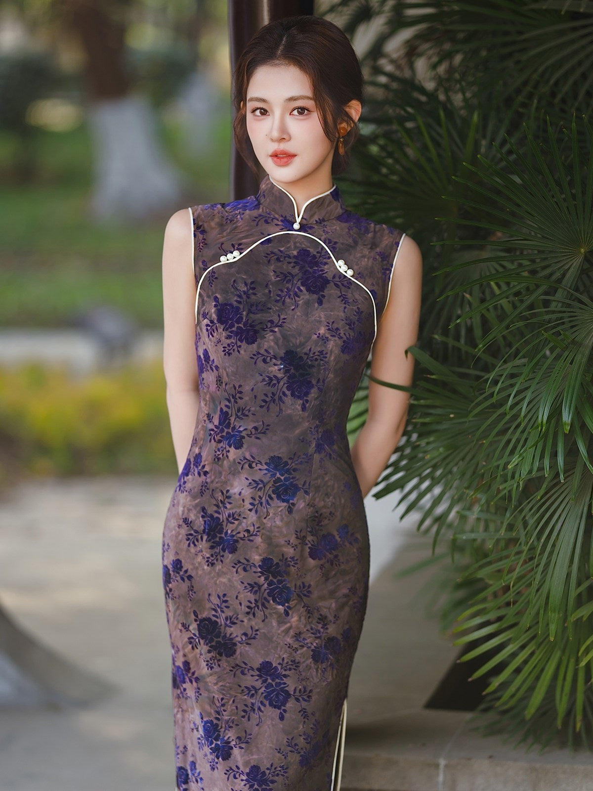 Sleeveless Floral Midi Cheongsam | Lydia